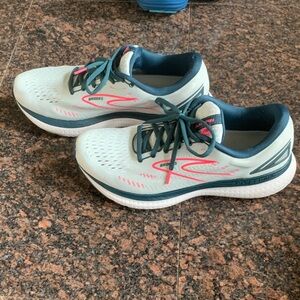Brooks Women's Glycerin 19 Sneakers - White, Green, Pink Accents-Size 11